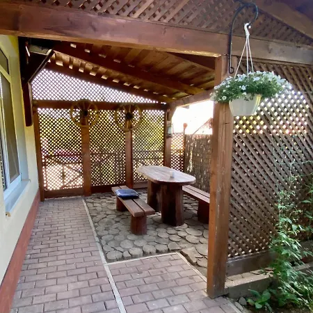 Panorama Townhouse Polyana (Transcarpathia)