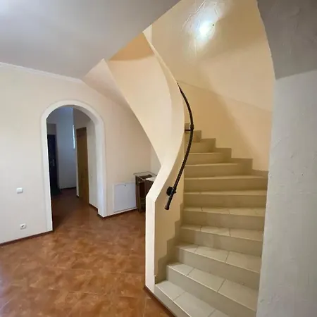 Apartment Panorama Townhouse Polyana (Transcarpathia)