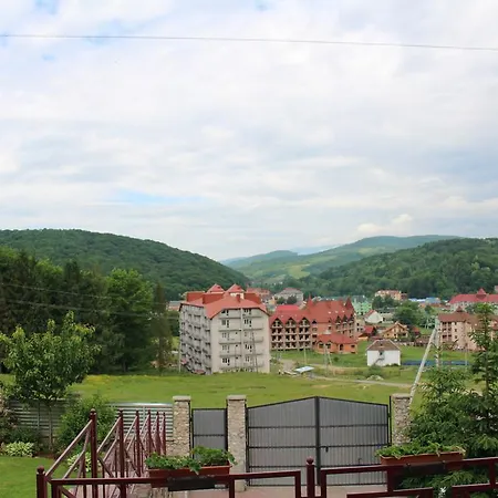 Panorama Townhouse Apartment Polyana (Transcarpathia)
