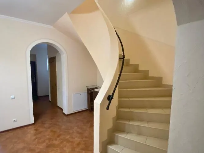 公寓 Panorama Townhouse 波利亚纳