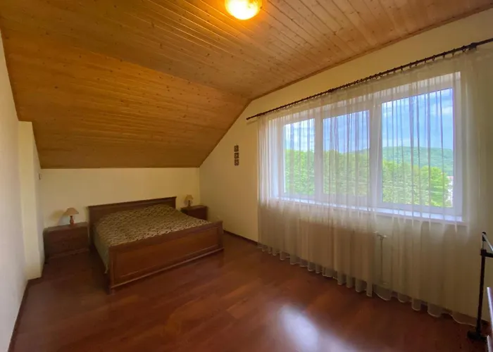 Panorama Townhouse פוליאנה